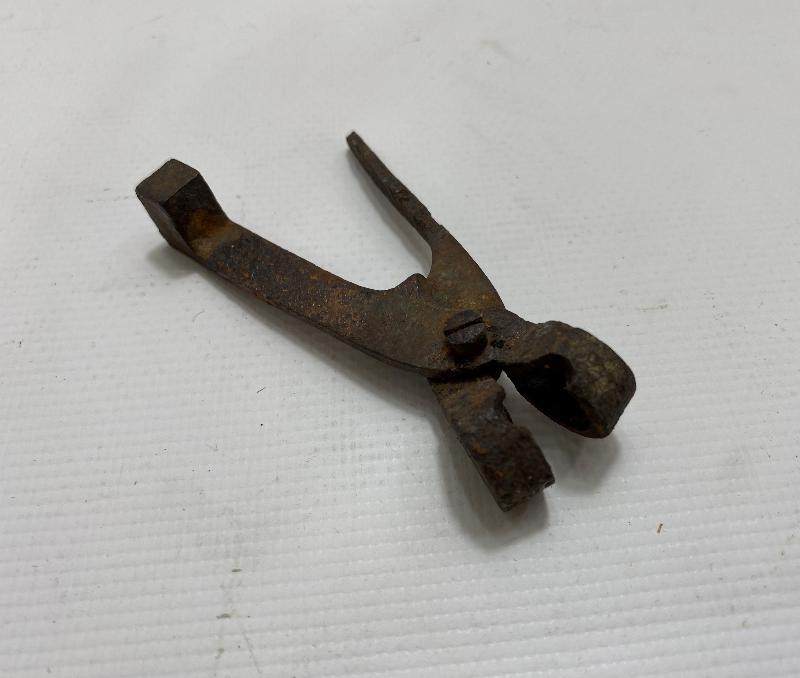 OSMANLI DÖNEMİ NADİR FORMDA KURŞUN KALIBI 