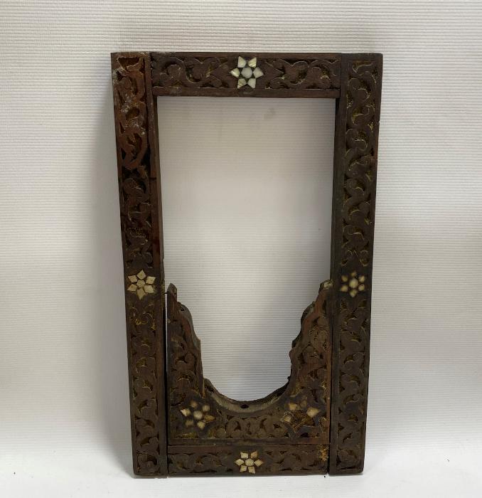 OSMANLI DÖNEMİ SEDEF KAKMALI AHŞAP İKONA ÇERÇEVESİ