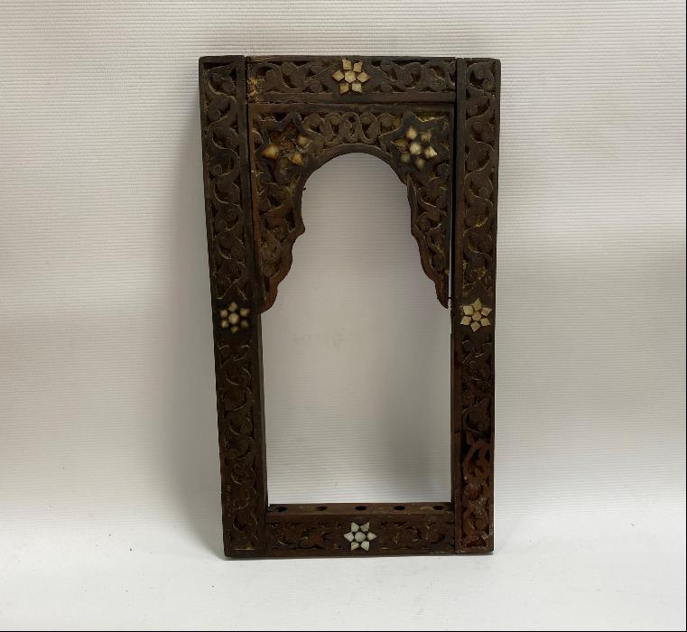 OSMANLI DÖNEMİ SEDEF KAKMALI AHŞAP İKONA ÇERÇEVESİ