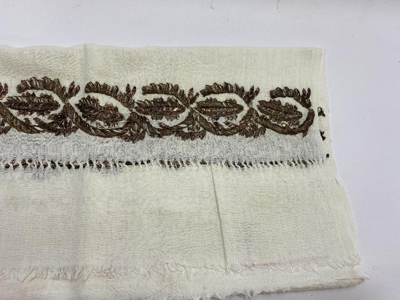 OSMANLI DÖNEMİ SÜLEYMANİYE İŞİ TEL KIRMA İŞLEMELİ YAĞLIK 