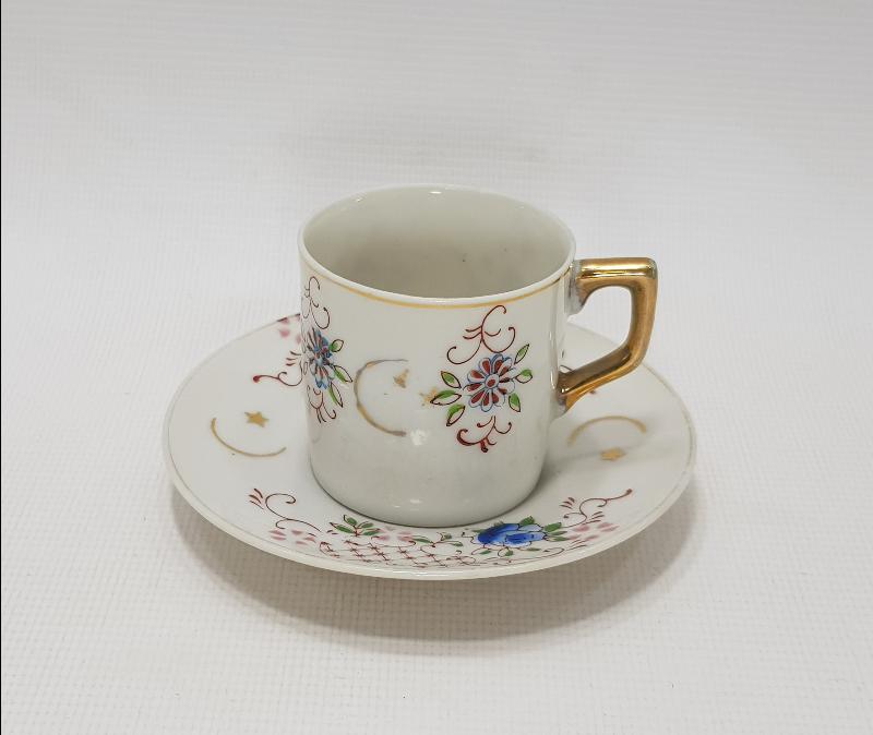 OSMANLI DÖNEMİ AY YILDIZLI PORSELEN KAHVE FİNCANI