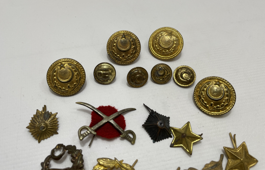 ANTİKA SUBAY BRÖVE ROZET VE KOKART LOTU
