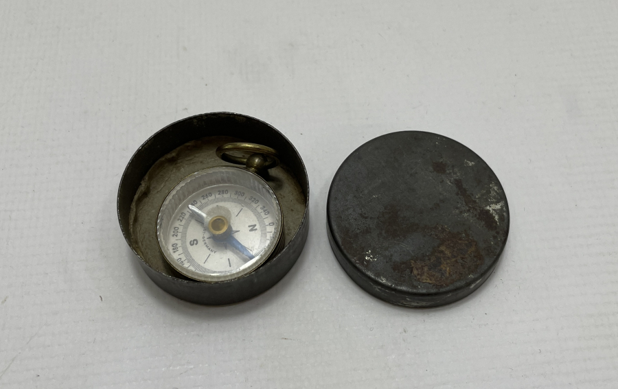 ORJİNAL KUTUSUNDA ANTİKA PUSULA