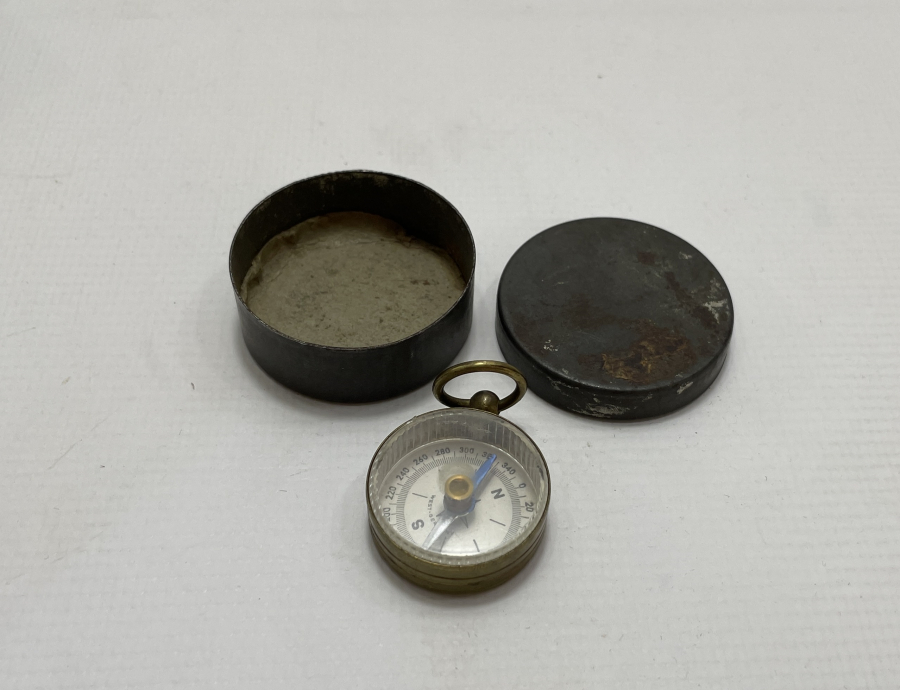 ORJİNAL KUTUSUNDA ANTİKA PUSULA