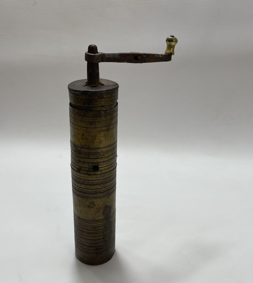 OSMANLI DÖNEMİ KAHVE DEĞİRMENİ