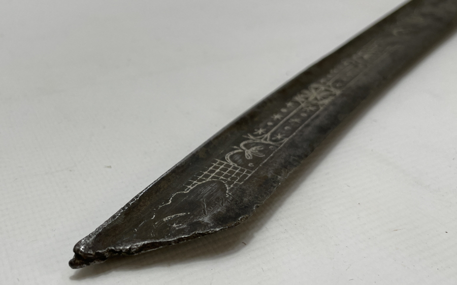 OSMANLI DÖNEMİ ÜZERİ GÜMÜŞ ÇAKMA VE OSMANLICA YAZILI SAVAŞ GAZİSİ KILIÇ