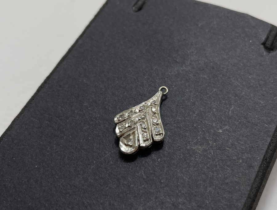 PIRLANTA TAŞLI ANTİKA KOLYE