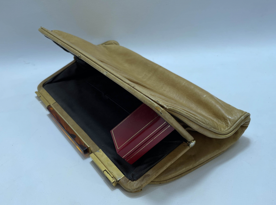 ÜST KISMI BAĞADAN MAMUL VİNTAGE BAYAN ÇANTASI