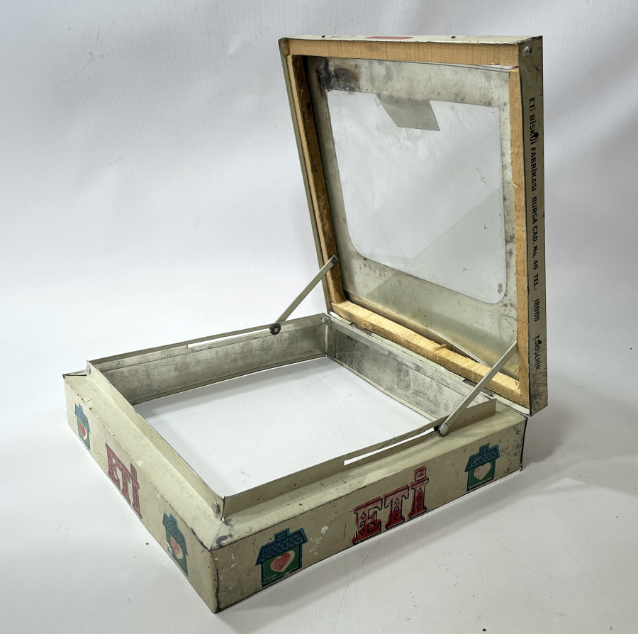 ANTİKA METAL ETİ MARKA BİSKÜVİ KUTUSU KAPAĞI