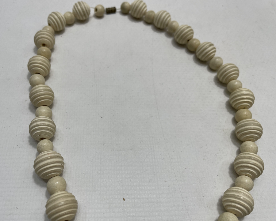 LÜLE TAŞINDAN MAMUL ANTİKA GERDANLIK