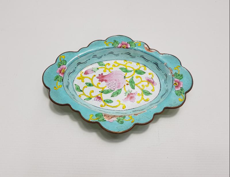 1900'LERDEN EMAYE ÇEREZLİK