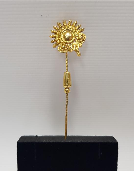 ALTIN VERMEYLİ GÜMÜŞ İĞNELİ BROŞ 