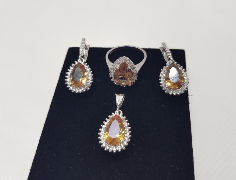 ZULTANİT TAŞLI GÜMÜŞ TAKI SETİ 