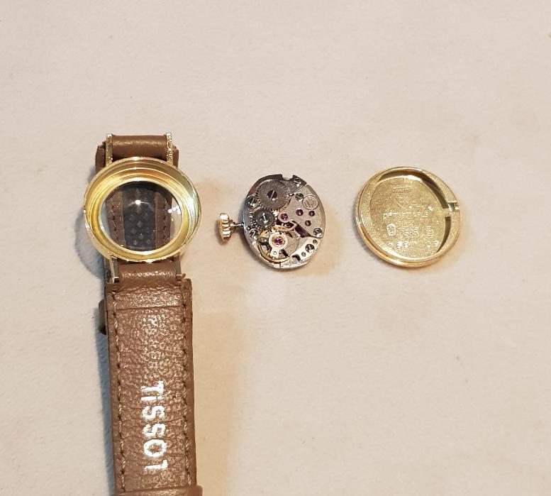 TISSOT ALTIN KOL SAATİ 