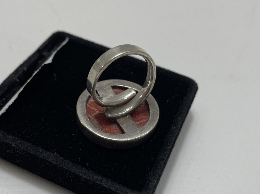 ÜZERİ MERCAN TAŞLI GÜMÜŞ YÜZÜK