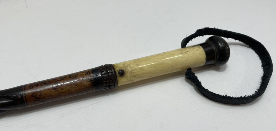 OSMANLI DÖNEMİ İÇİNDE GİZLİ ŞİŞ BULUNAN NADİR FORMDA KAMÇI