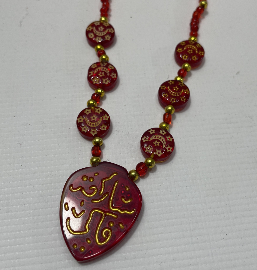 ÜZERİ AY YILDIZLI VE DUALI ANTİKA KOLYE