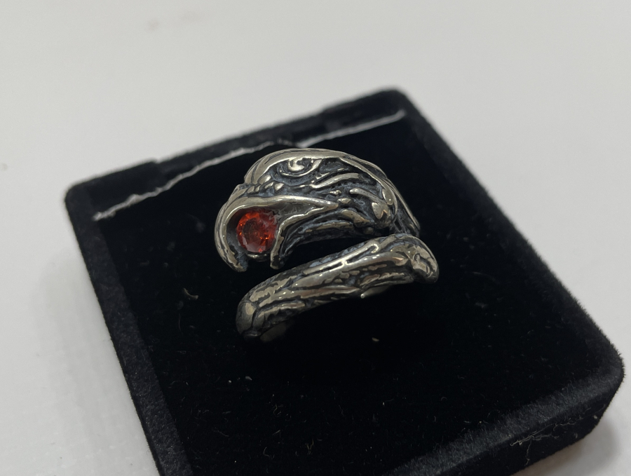 KARTAL BAŞI FORMUNDA GÜMÜŞ YÜZÜK