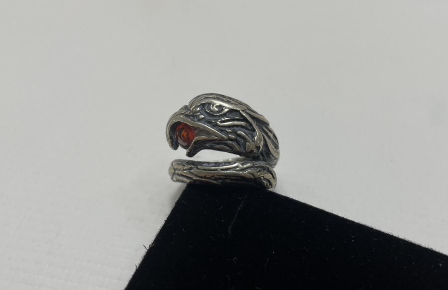 KARTAL BAŞI FORMUNDA GÜMÜŞ YÜZÜK