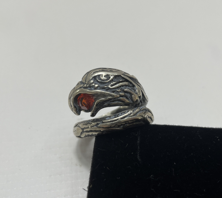 KARTAL BAŞI FORMUNDA GÜMÜŞ YÜZÜK