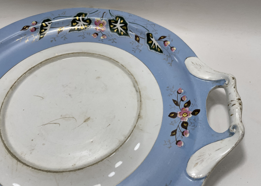 OSMANLI PAZARI İÇİN YAPILMIŞ KUZNETSOV KAHVE TEPSİSİ