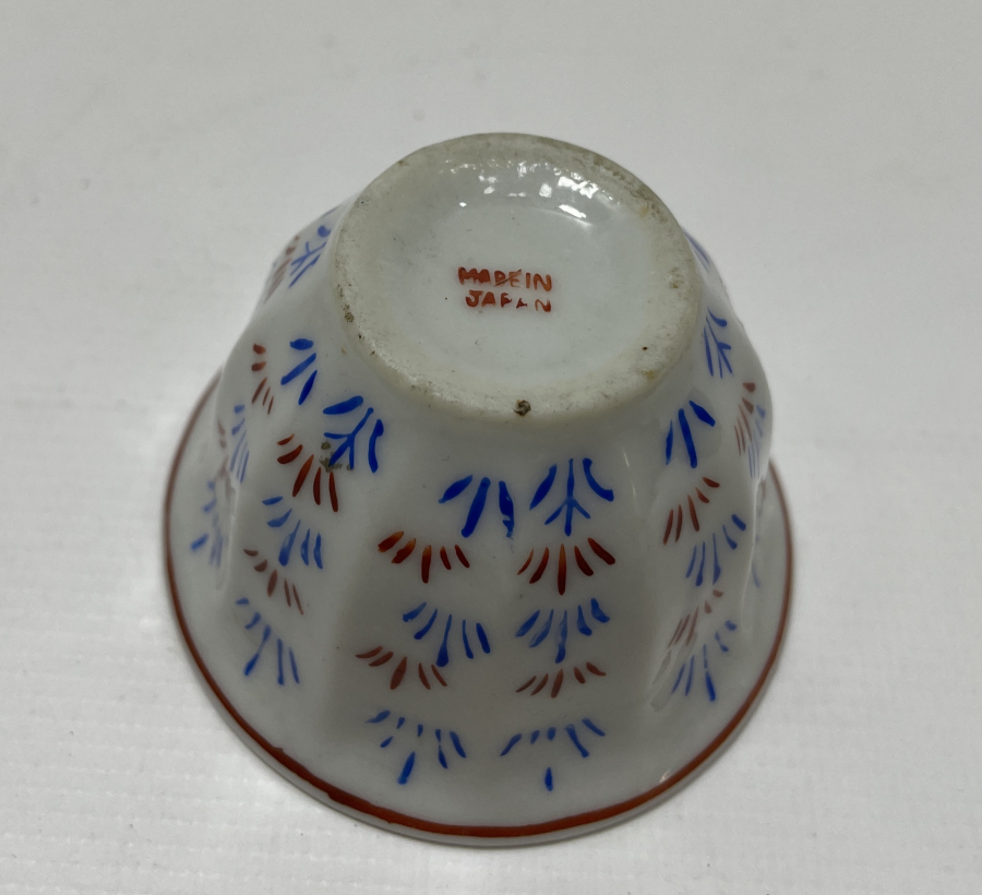 OSMANLI PAZARINA YAPILMIŞ İŞLEMELİ ZARF FİNCANI