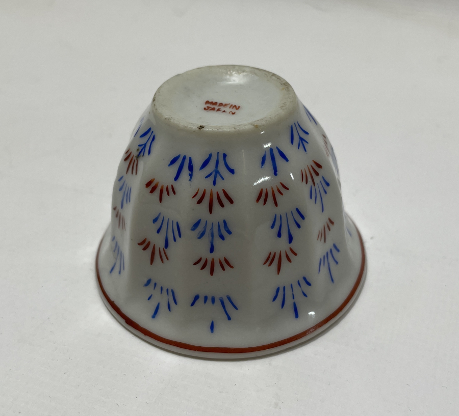 OSMANLI PAZARINA YAPILMIŞ İŞLEMELİ ZARF FİNCANI