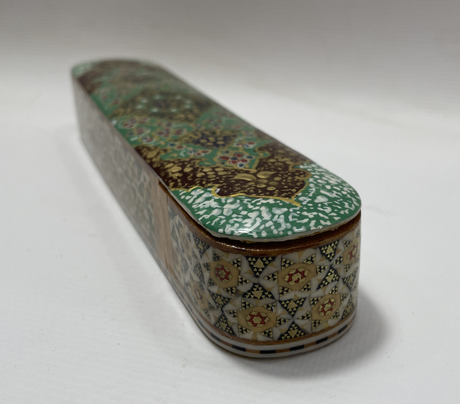 TAMAMI EL BOYAMA VE MARKÜTERİ İÇİLİKLİ KALEMDAN