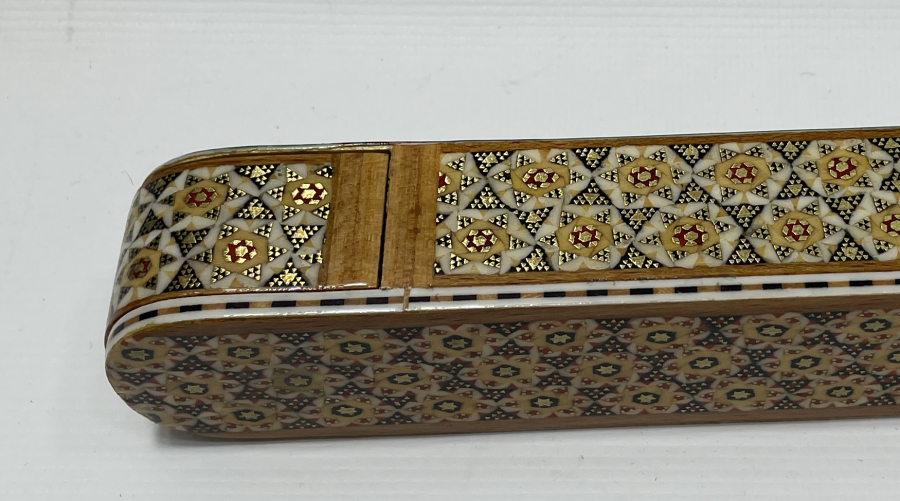 TAMAMI EL BOYAMA VE MARKÜTERİ İÇİLİKLİ KALEMDAN