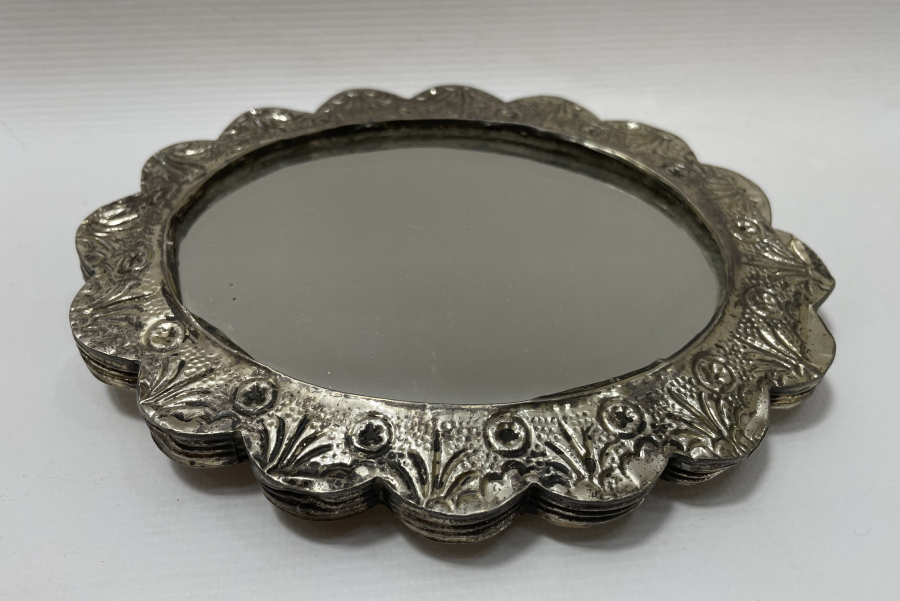 ANTİKA GÜMÜŞ DUVAR AYNASI