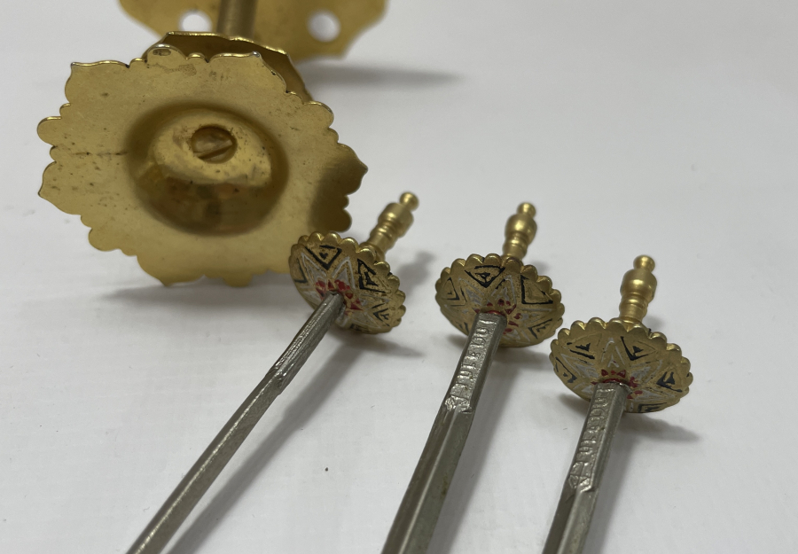 ANTİKA TOLEDO İŞİ KILIÇ FORMUNDA KANEPE STANDI 