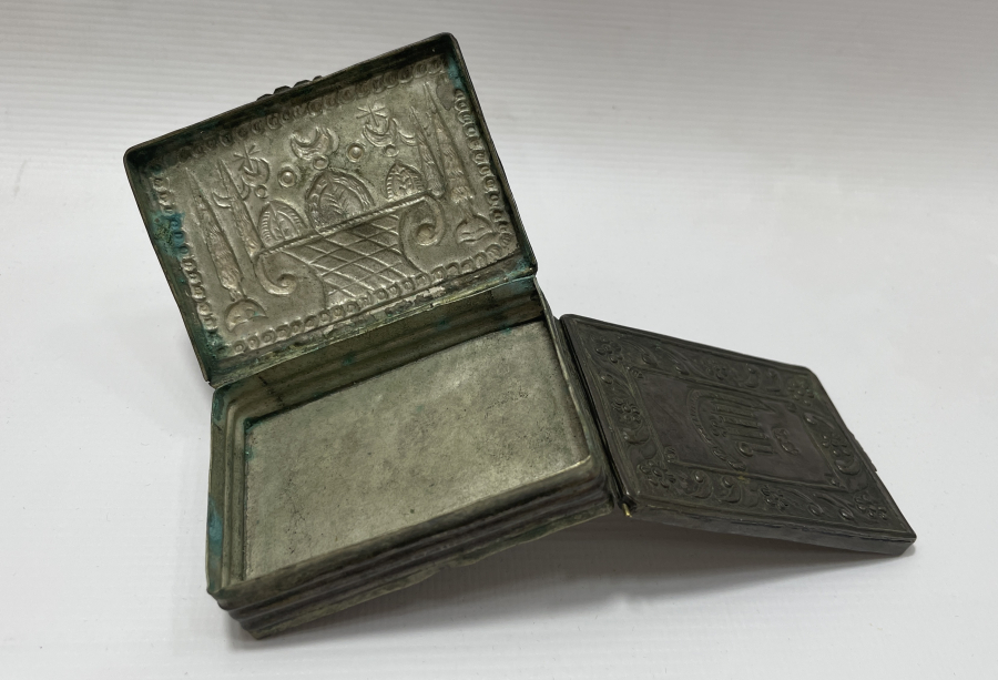 OSMANLI DÖNEMİ NADİR FORMDA TÜTÜN TABAKASI