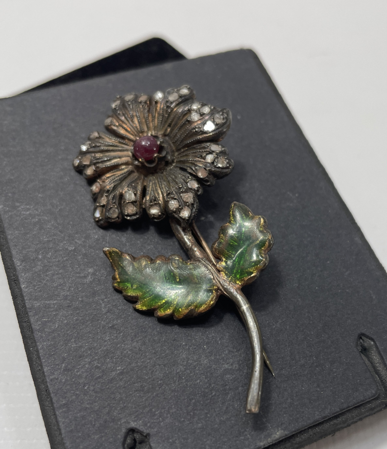 ÖZEL YAPIM MİNE İŞÇİLİKLİ ELMAS BROŞ