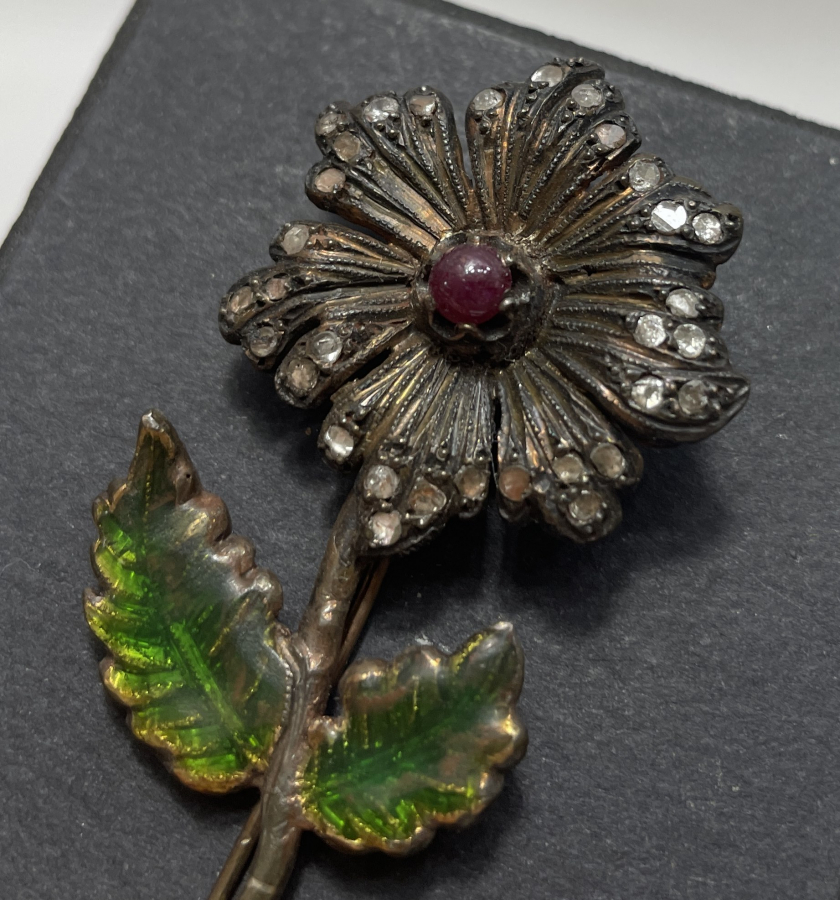 ÖZEL YAPIM MİNE İŞÇİLİKLİ ELMAS BROŞ