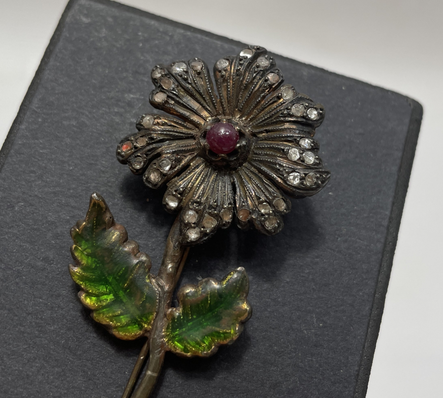 ÖZEL YAPIM MİNE İŞÇİLİKLİ ELMAS BROŞ