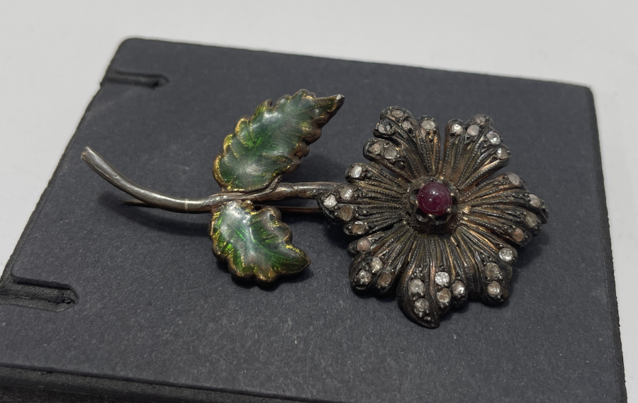 ÖZEL YAPIM MİNE İŞÇİLİKLİ ELMAS BROŞ