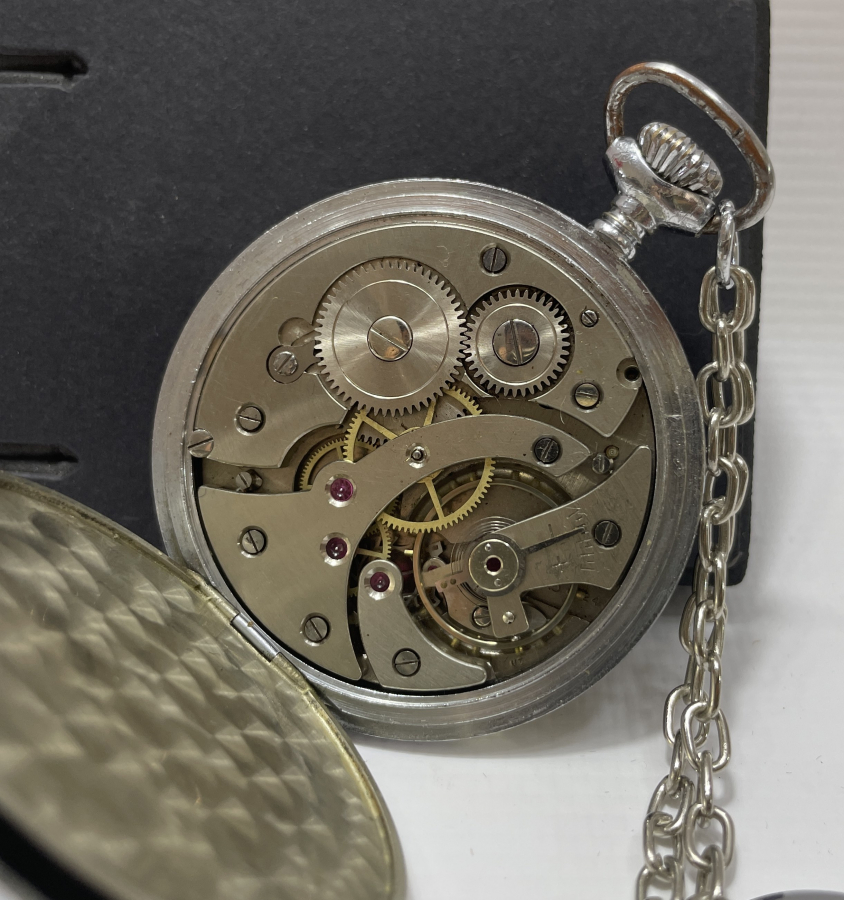 TCDD İÇİN ÖZEL YAPILMIŞ ARLON MARKA ANTİKA TEPEDEN KURMALI CEP SAATİ