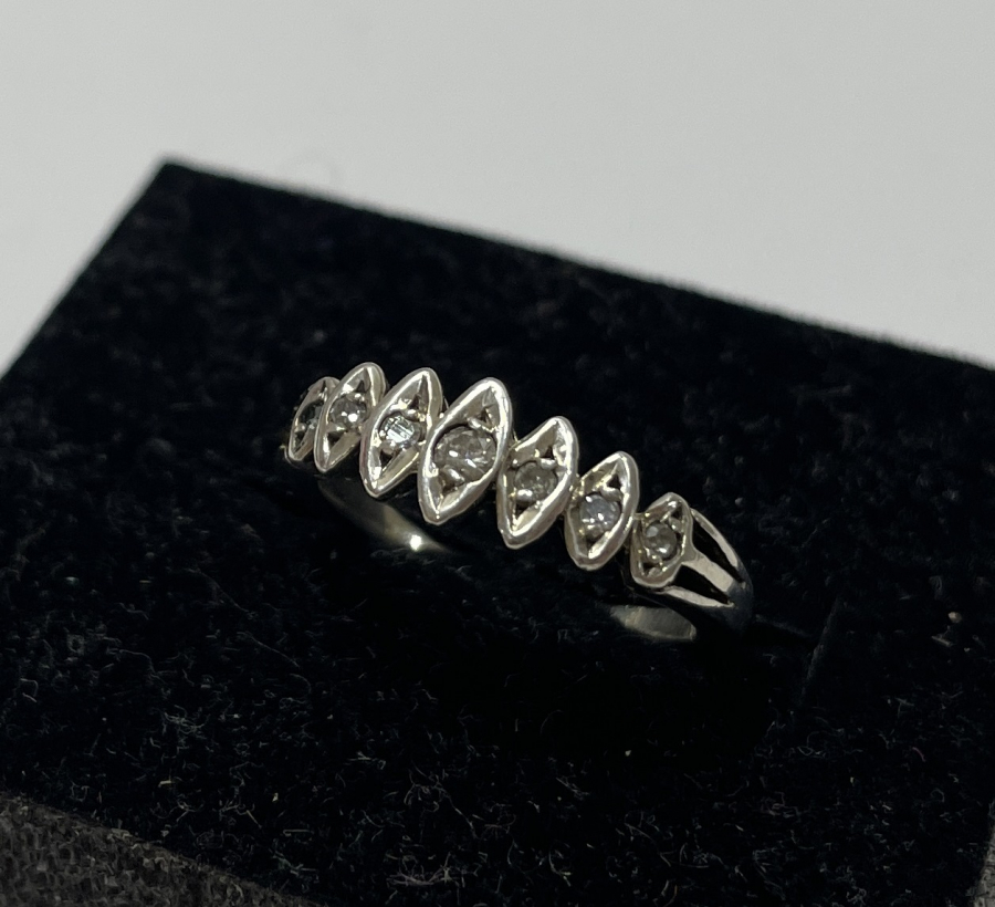 7 TAŞLI ANTİKA PIRLANTA YÜZÜK