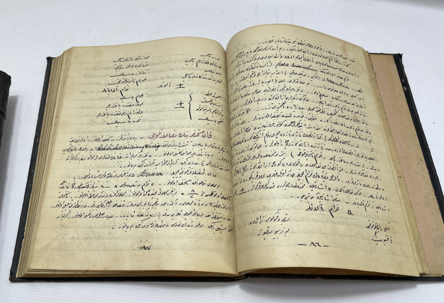 OSMANLI DÖNEMİ ÇOK NADİR BAYTARLIK ÜZERİNE YAZILMIŞ EL YAZMA 5 ADET ESER