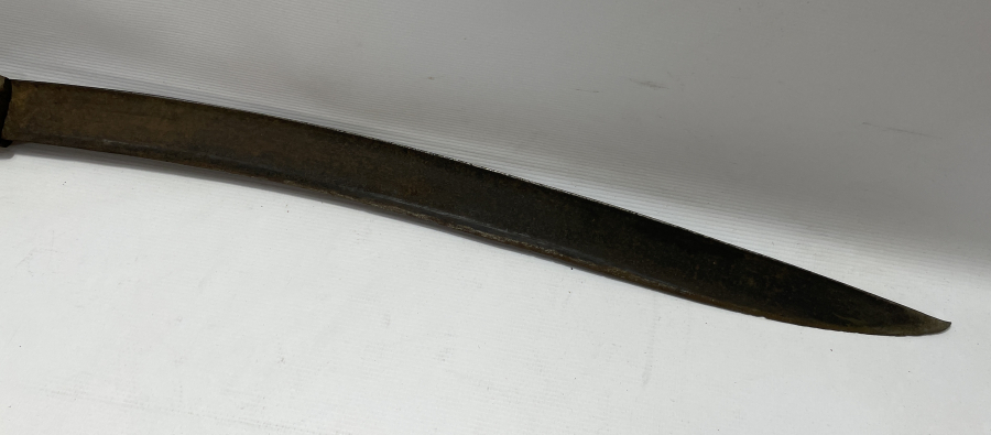 ÜZERİ GÜMÜŞ ÇAKMA İŞÇİLİKLİ YATAĞAN KILICI