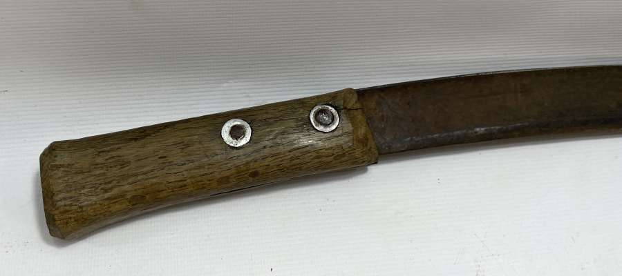 ÜZERİ GÜMÜŞ ÇAKMA İŞÇİLİKLİ YATAĞAN KILICI