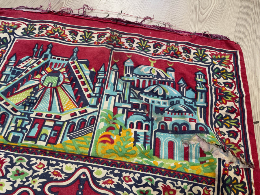 ÜZERİ KABE GÖRSELLİ ANTİKA SECCADE