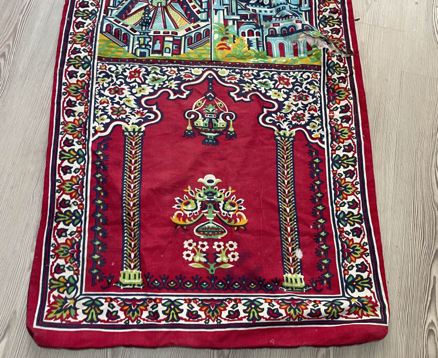 ÜZERİ KABE GÖRSELLİ ANTİKA SECCADE