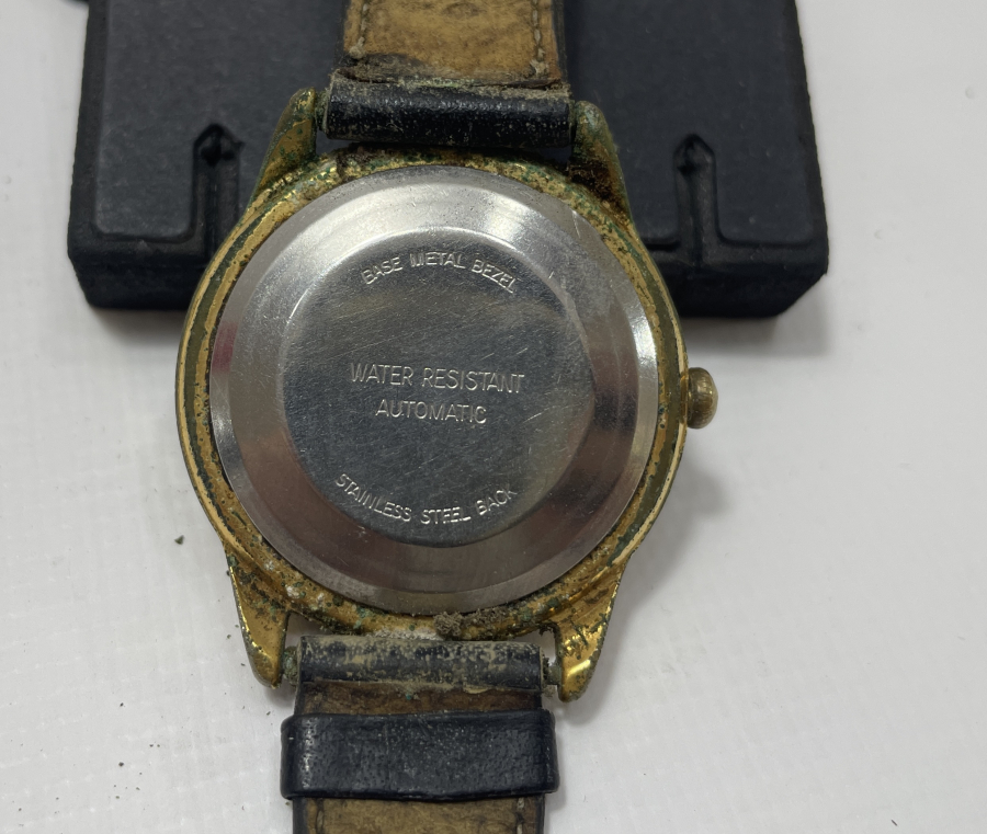 TİMEX MARKA BRİTANYA YAPIMI ANTİKA KRMALI KOL SAATİ