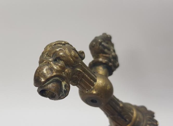 1850'LERDEN AVRUPA YAPIMI ASLAN BAŞLI PİRİNÇ MUSLUK 