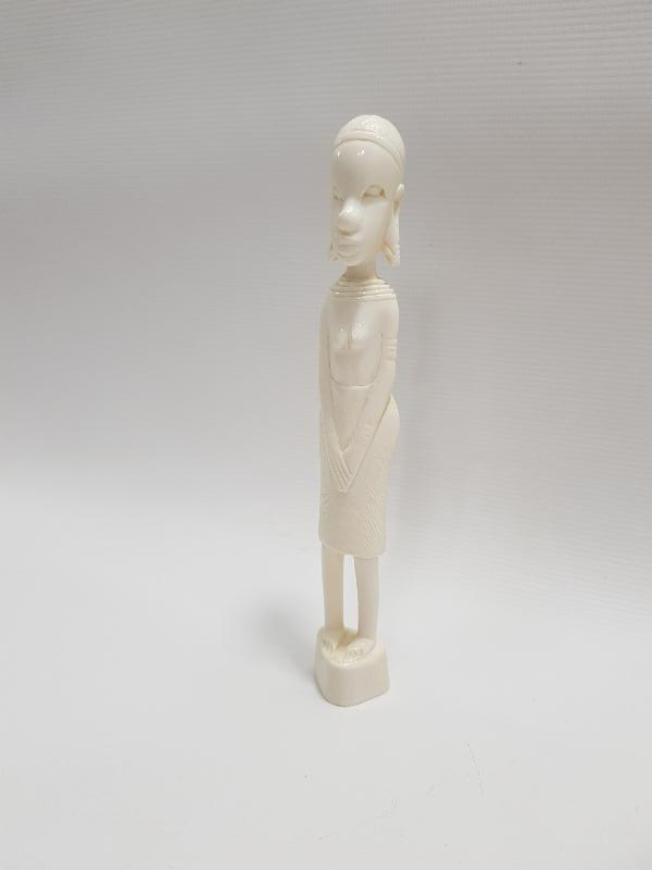 FİL DİŞİ AFRİKALI KADIN BİBLOSU 