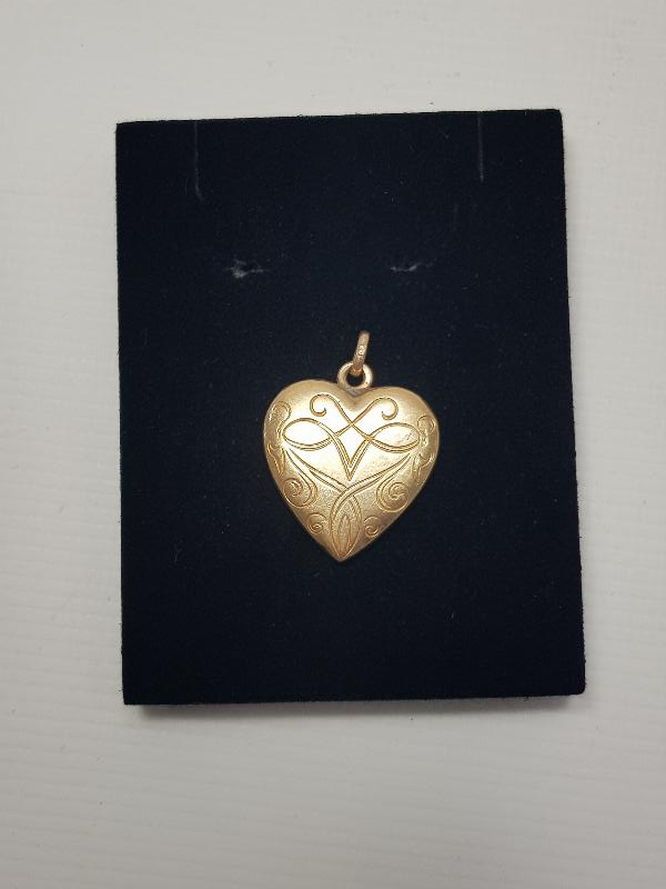 KALP FORMLU ALTIN KAPLAMA KOLYE UCU 