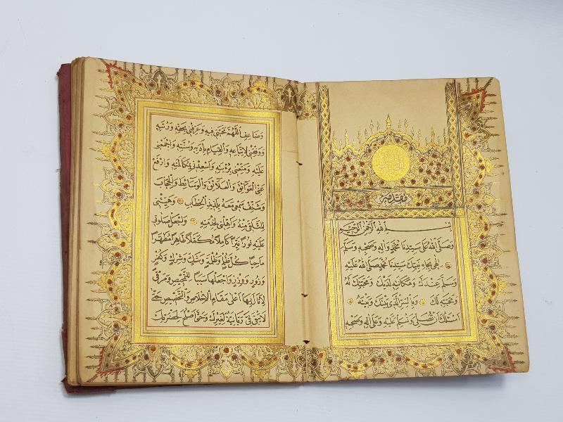 OSMANLI DÖNEMİ MEKKE MEDİNE RESİMLİ VE ALTIN TEZHİPLİ DELAİL-ÜL HAYRAT 