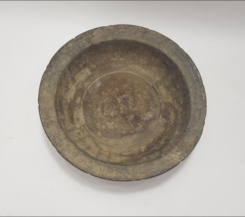 OSMANLI SAZ TUĞRA YAZILI DİLİMLİ BAKIR TABAK