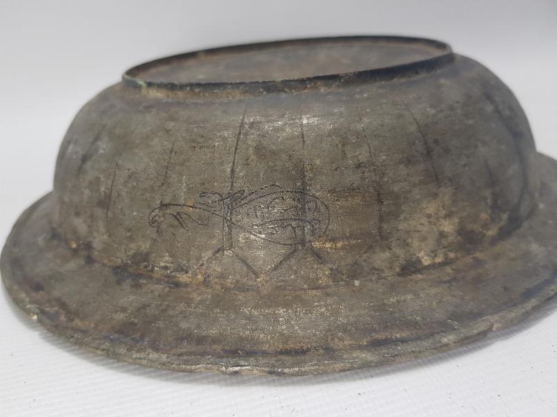 OSMANLI SAZ TUĞRA YAZILI DİLİMLİ BAKIR TABAK